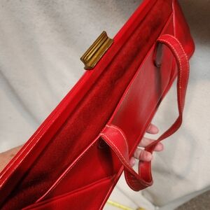 Roger Van S. Vintage red pebbled leather and suede handbag. A collector's dream!